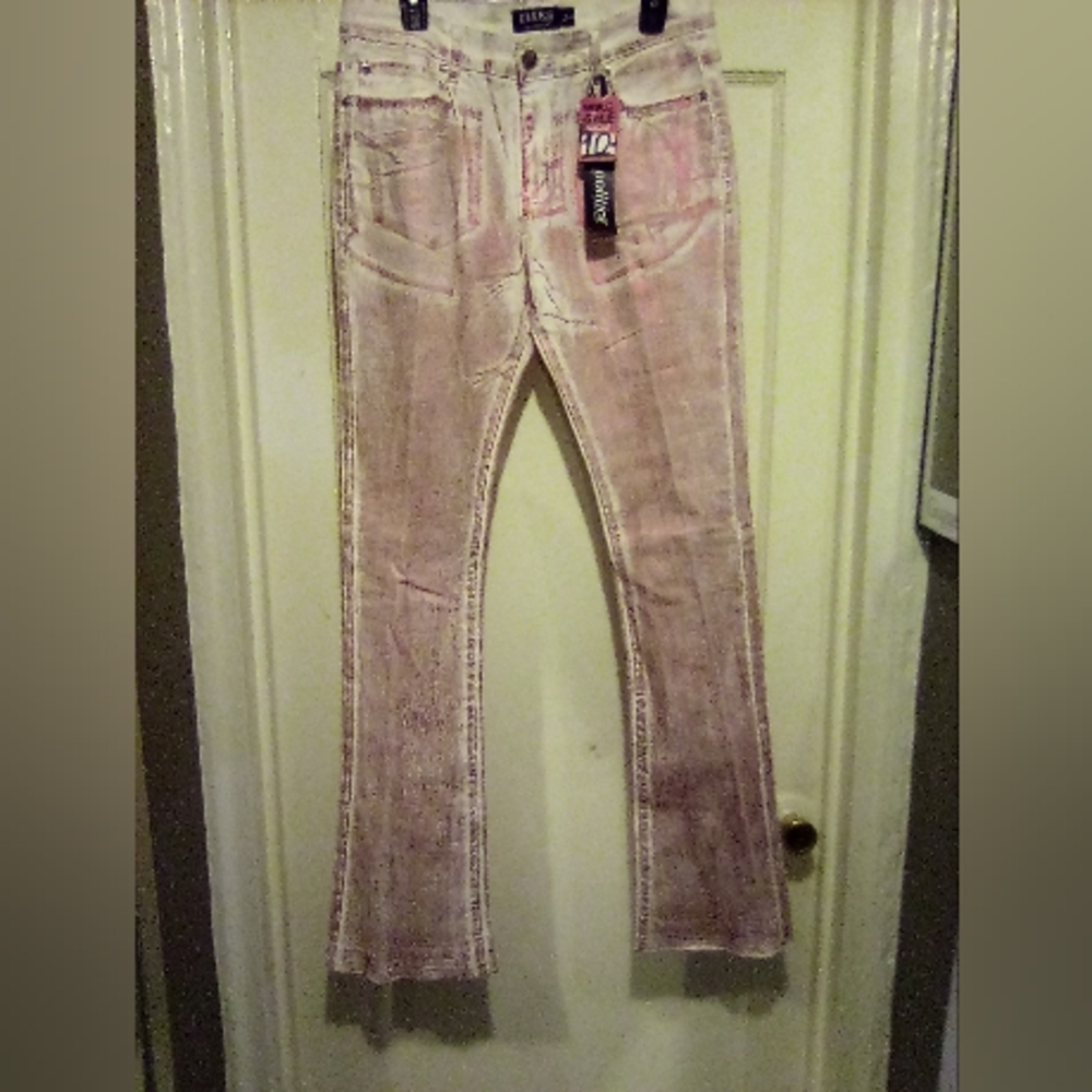 Men's Relaxed Jeans in Light Pink